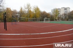 Трагедия произошла во время урока физкультуры, который проходил на школьном стадионе