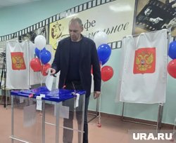 Мэр Мегиона Алексей Петриченко проголосовал на выборах 14 сентября 2025 года
