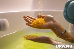 Женщина собиралась принять ванну, но внезапно ей стало плохо (архивное фото)