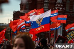 Мужчина раскаялся в том, что сорвал Знамя Победы