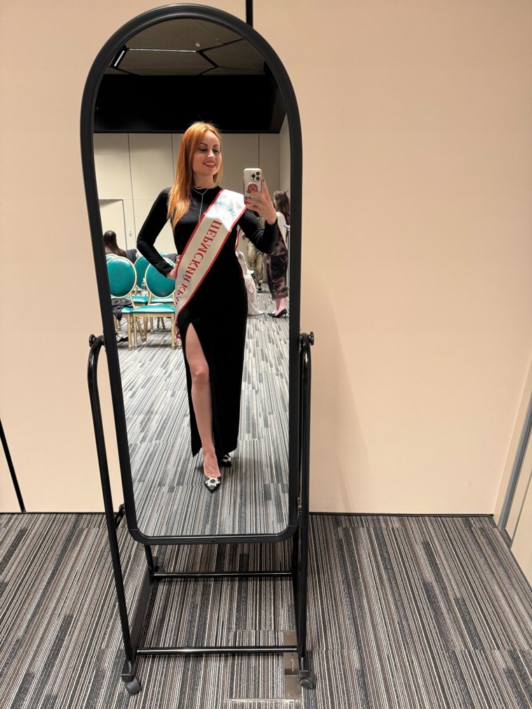 Елена Рыбалко репетирует дефиле перед финалом