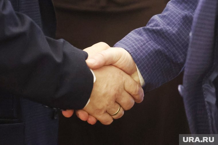 Два губернатора подписали план по совместной работе до 2027 года