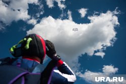 Спортсмен установил рекорд, прыгнув с парашютом с высоты 36,6 километров