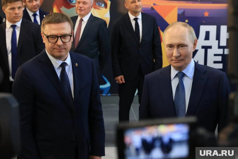 Владимир Путин и Алексей Текслер в Магнитогорске (июль 2025 года)