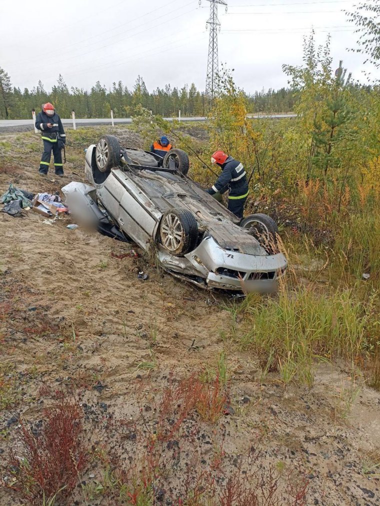 Водителя с травмами увезли в больницу