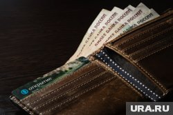 В Газпромбанке подтвердили тенденцию к увеличению количества дебетовых карт на одного клиента