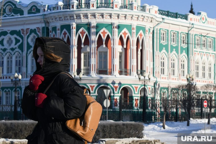 В Екатеринбурге порывы ветра будут до 14 м/с