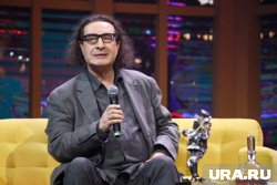 Юхананов в 2013 году возглавил Московский драматический театр имени Станиславского.  Впоследствии учреждение стало «Электротеатром Станиславский»