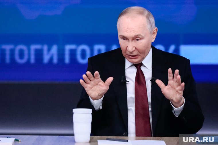 Путин рассказал журналисту, что борется с желанием врезать кому-нибудь