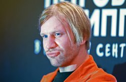 Дорн сейчас живет во Франции вместе с семьей
