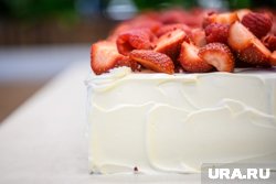 Торт с клубникой приготовят челябинцы на мастер-классе  