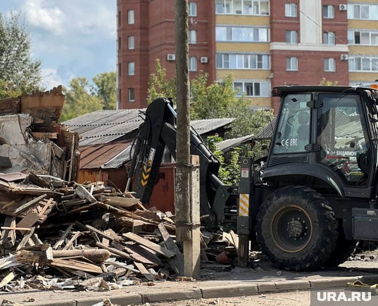 Все ветхие деревянные дома в Кургане в районе Битевки снесут до конца октября