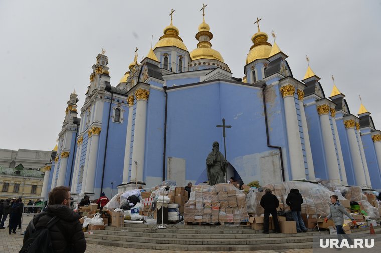 Сторонники ПЦУ прорвалась в храм Украинской православной церкви (архивное фото)