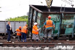 В Курганской области рабочие разбирают завалы