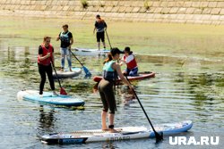 В Новом Уренгое устроят массовый заплыв на сапбордах