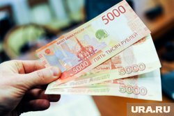 Россияне назвали достойной зарплату в 500 тысяч рублей