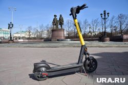 Власти сейчас придумывают ограничения для хозяев СИМ