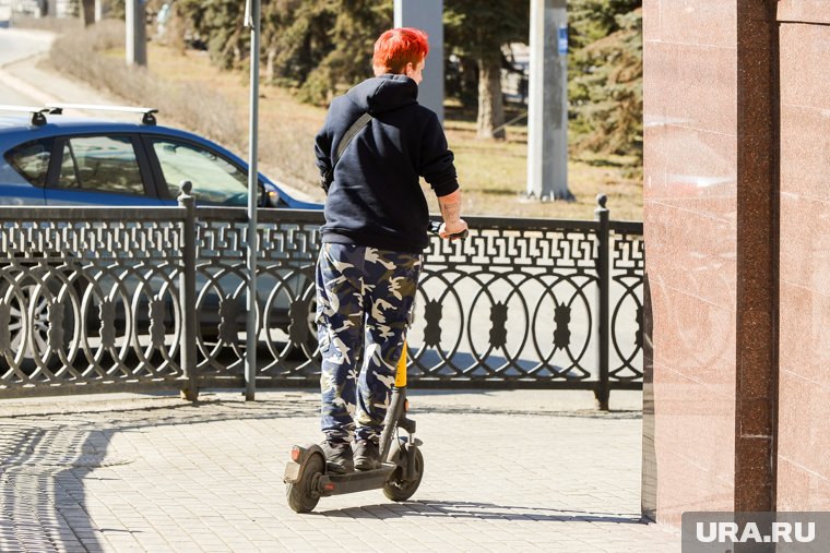 В опору ЛЭП влетел 12-летний подросток