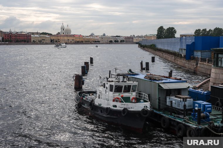В Петербурге сообщают о задымлении на судне (архивное фото)