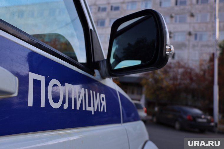 Полиция работает на месте происшествия