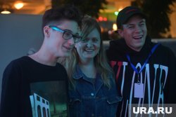 Анна с сыновьями Сергеем и Андреем