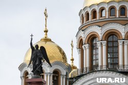 В преображенском соборе в Салехарде освящали только верхний храм