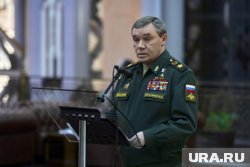 Герасимов вручил награды отличившимся бойцам группировки «Запад»