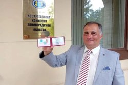 Лисовский также является главным редактором газеты «Общество и Экология»