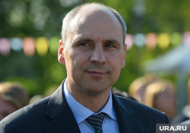 С марта 2025 года Денис Паслер являлся врио губернатора Свердловской области 