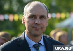 С марта 2025 года Денис Паслер являлся врио губернатора Свердловской области 