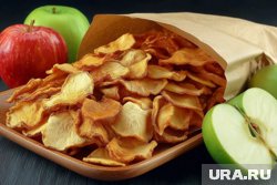 Яблочные чипсы помогут заменить вредные перекусы