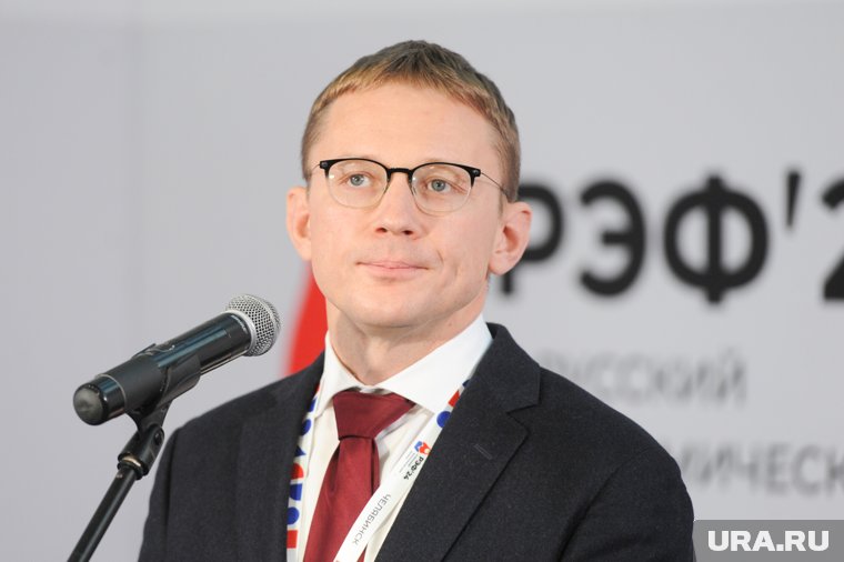 Сазанов заявил, что Минфин оценит необходимость налоговых изменений к середине 2025 года
