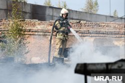 Крупный пожар охватил старейшую пекарню в Красноярске: что известно на данный момент