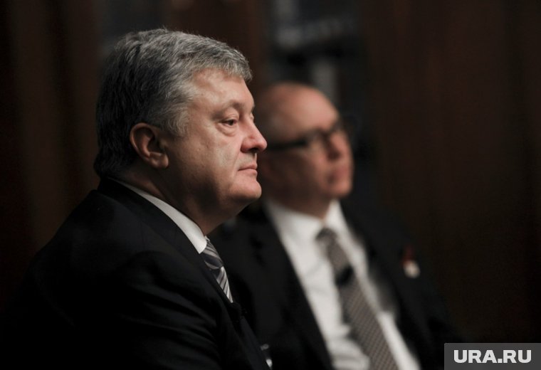 Порошенко* раскритиковал действия Зеленского на посту президента