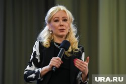 Екатерина Мизулина просит проверить рок-группу "Кис-Кис"