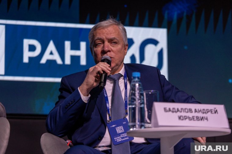 Во время работы в «Транснефти» Бадалов подписал соглашение с «Ростехом» по кибербезопасности