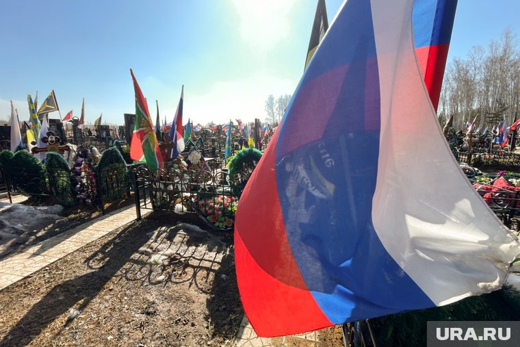 Работы на кладбище будут завершены до конца лета