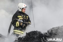 Из-под завалов на подмосковном складе спасатели извлекли тело женщины (архивное фото)