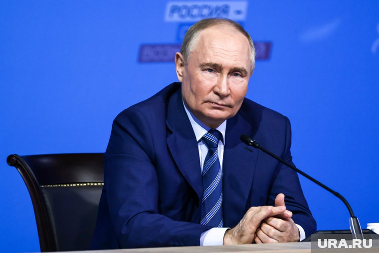 Путин отметил, что на Западе признали противостояние с РФ
