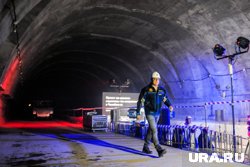 губернатор отметил, что в области продолжается масштабное обновление дорожной инфраструктуры.