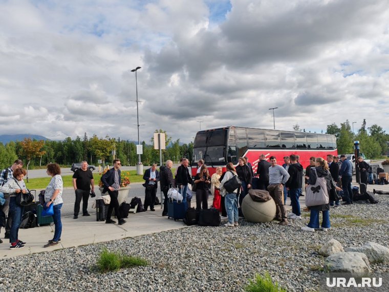 Российских журналистов разместят в спортивном центре на Аляске