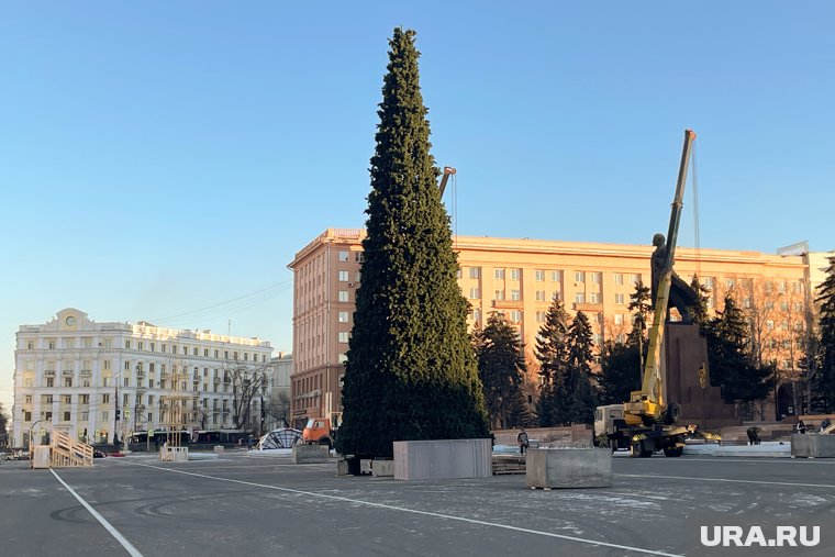 Ледовый городок часто закрывали из-за потепления