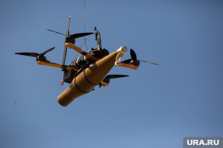 FPV-дрон поразил американскую бронемашину ВСУ, несмотря на специальные защитные сети