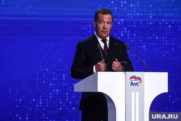 Медведев негативно отреагировал на назначения политиков на Западе