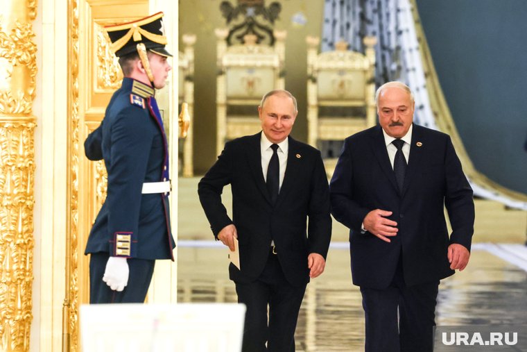 На встрече Владимира Путина и Александра Лукашенко будет обсуждаться тема предстоящих учений с тактическим ядерным оружием