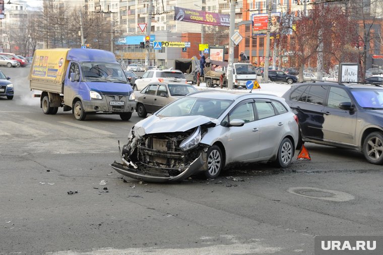 На опасном участке теперь дорожные знаки и сплошная разметка