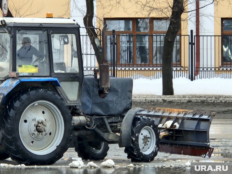 В отсутствии воды Салехарде оказались виноваты дорожники из подведа окружного дептранса