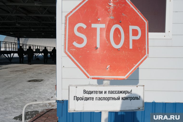Для водителей организован объезд