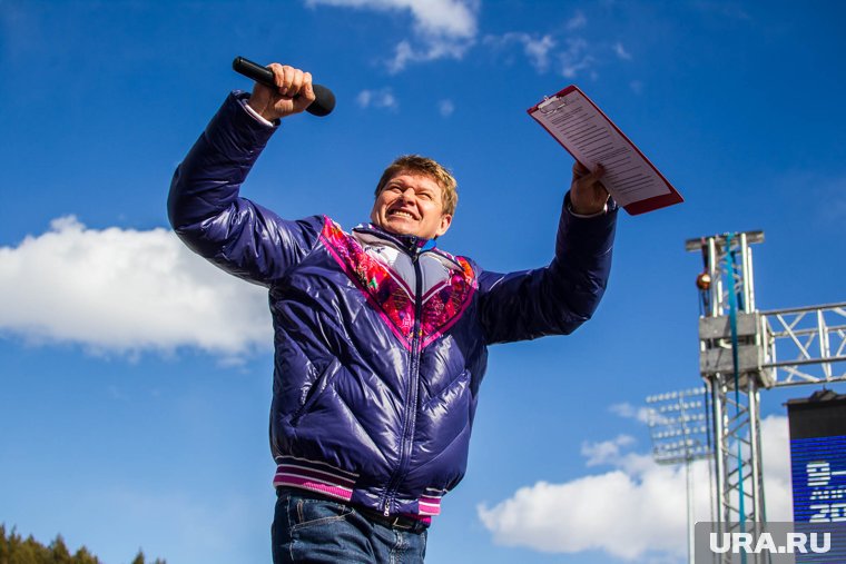 Дмитрий Губерниев открыл спортцентр «Факел» в Ноябрьске