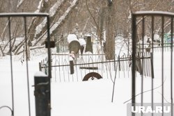 В Сургутском районе воры украли ограждения с кладбища